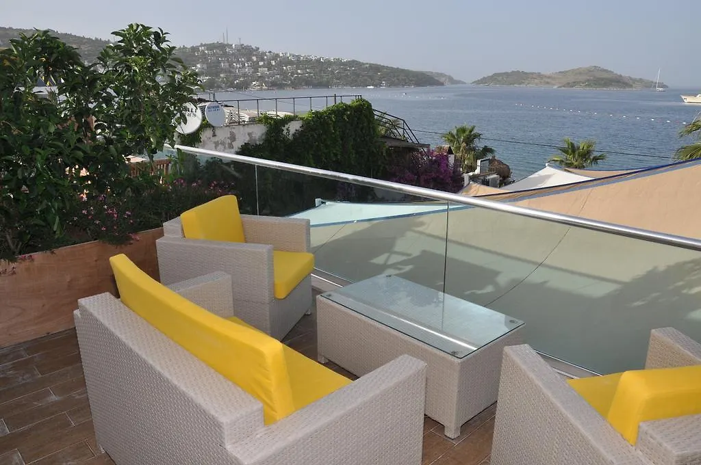 Costa Blu Bodrum Golturkbuku 2*,